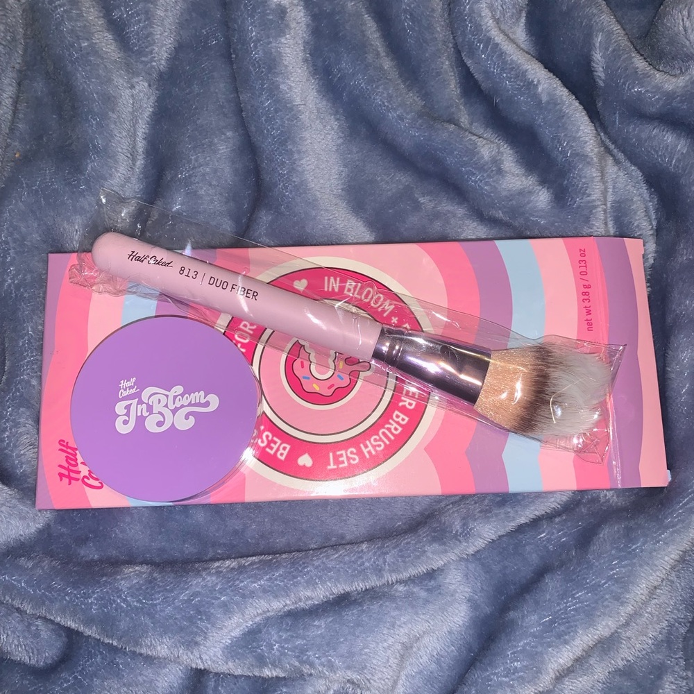 Half caked - in bloom + duo fiber brush set - Picture 1 of 5
